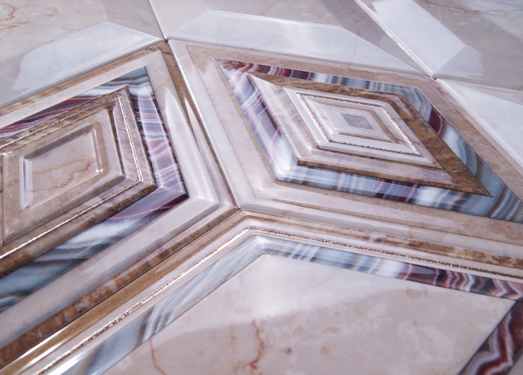 На фотографии пример использования плитки из коллекции Aura фабрики Bouquet в дизайне интерьера.