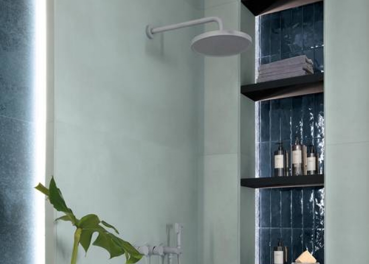 На фотографии пример использования плитки из коллекции COLOR MOOD фабрики FAP CERAMICHE в дизайне интерьера.