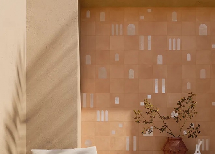 На фотографии пример использования плитки из коллекции COTTOMILANO фабрики Keope в дизайне интерьера.