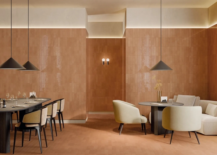 На фотографии пример использования плитки из коллекции COTTOMILANO фабрики Keope в дизайне интерьера.