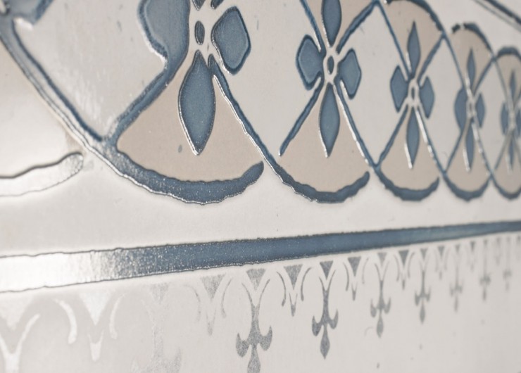 На фотографии пример использования плитки из коллекции Creta D Wall фабрики Italgraniti в дизайне интерьера.